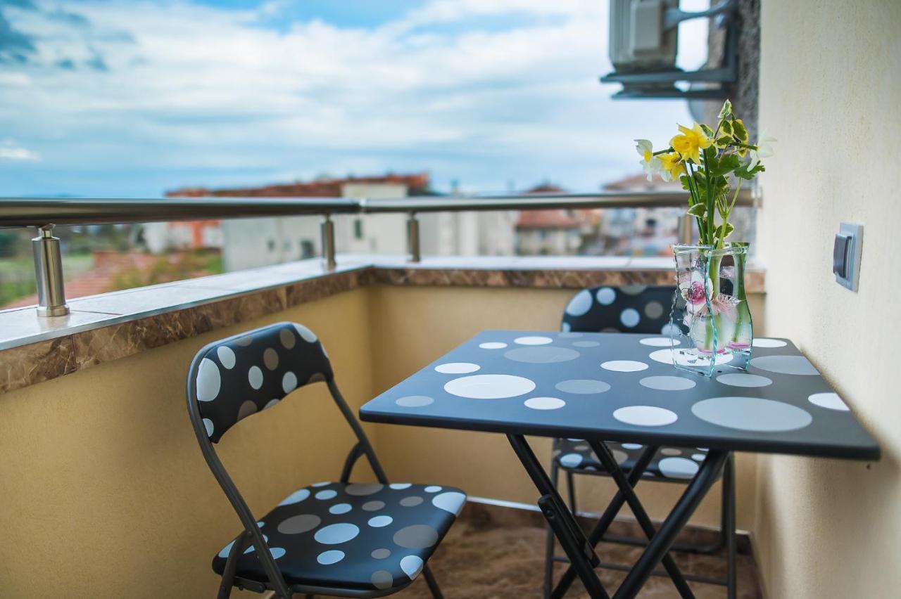 Apartament Tiana Lux Hisarya Esterno foto