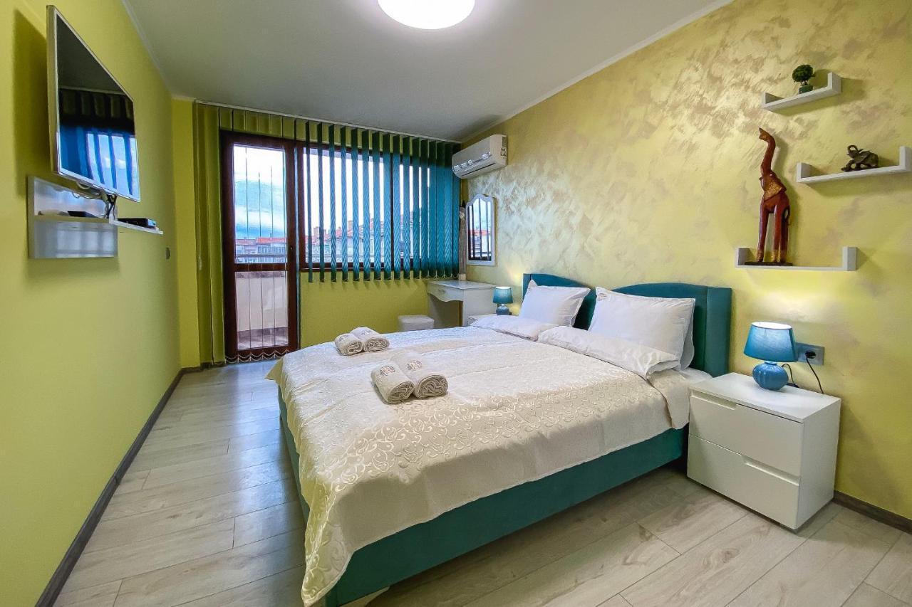 Apartament Tiana Lux Hisarya Esterno foto